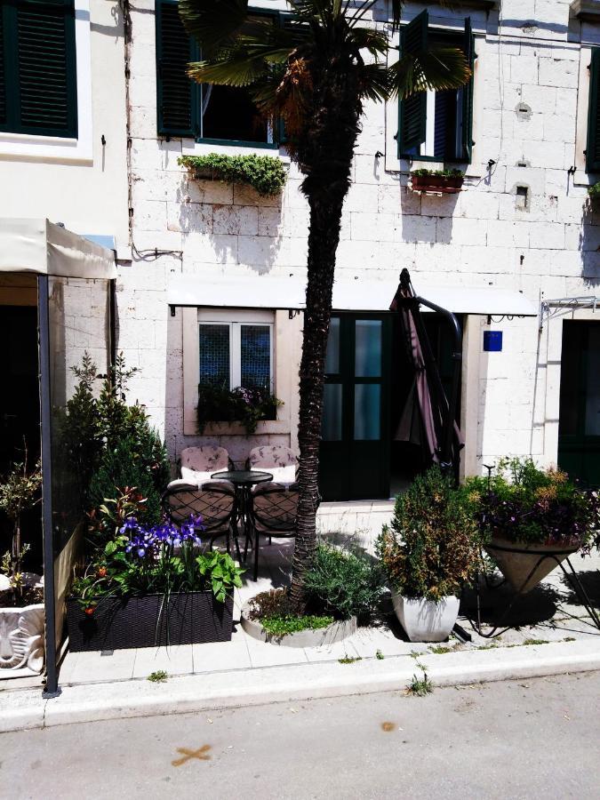 Apartments Nina Riva Kaštela Buitenkant foto